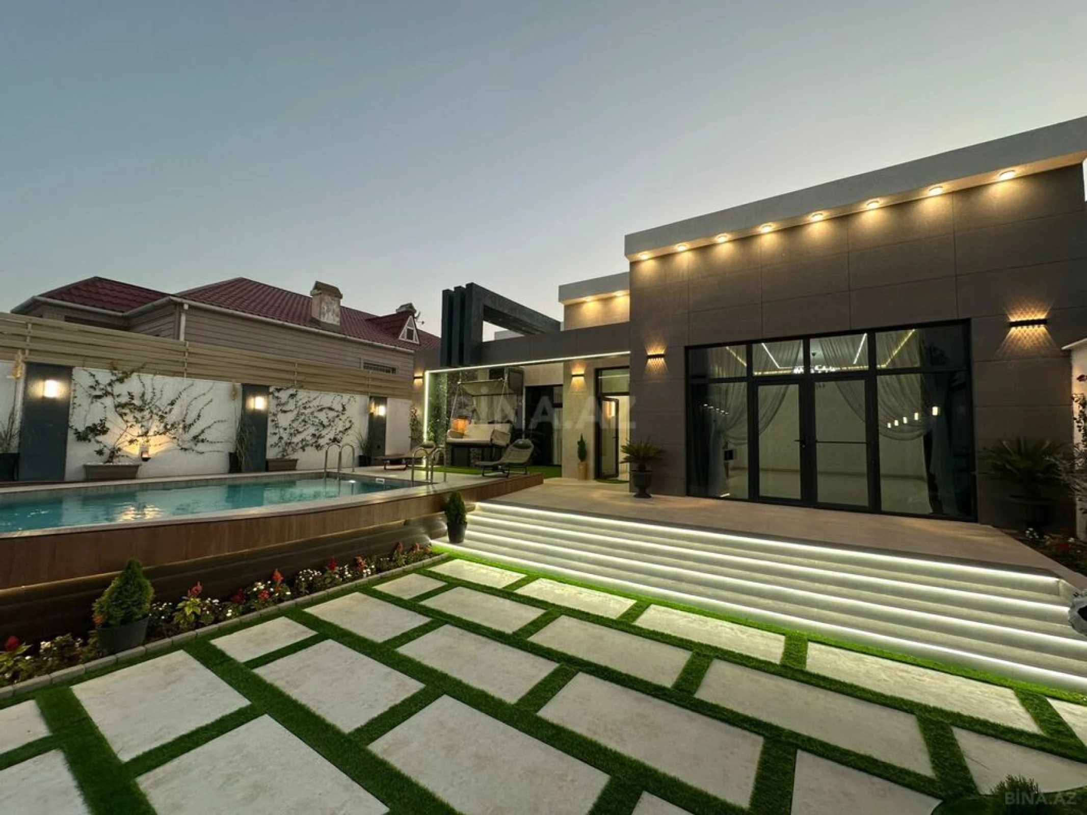 Satılır 4 otaqlı həyət evi 230 m²