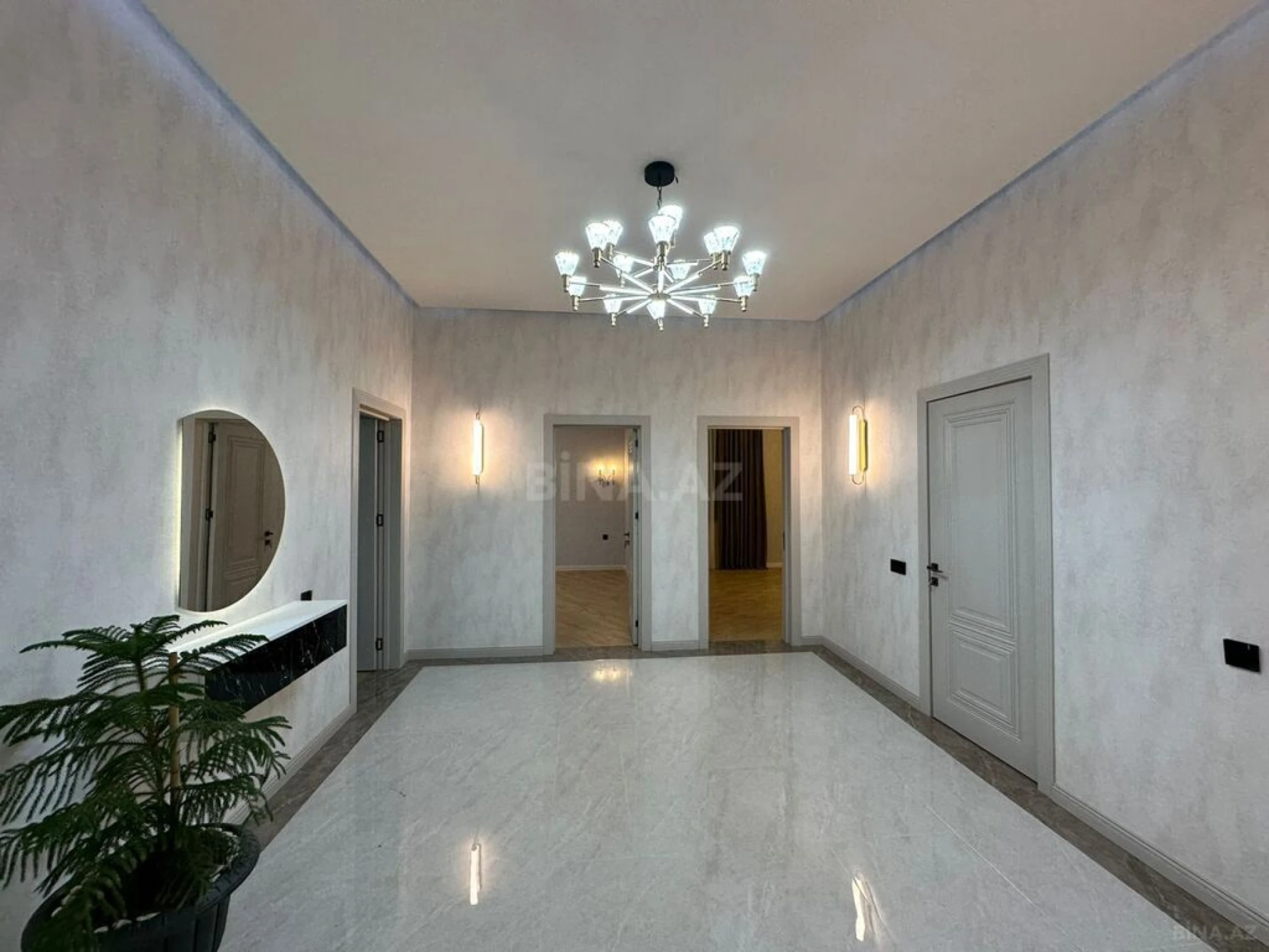 Satılır 4 otaqlı həyət evi 230 m²