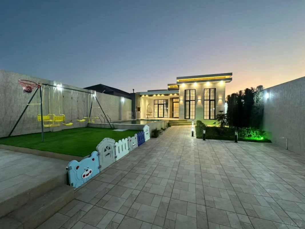Satılır 4 otaqlı həyət evi 160 m²
