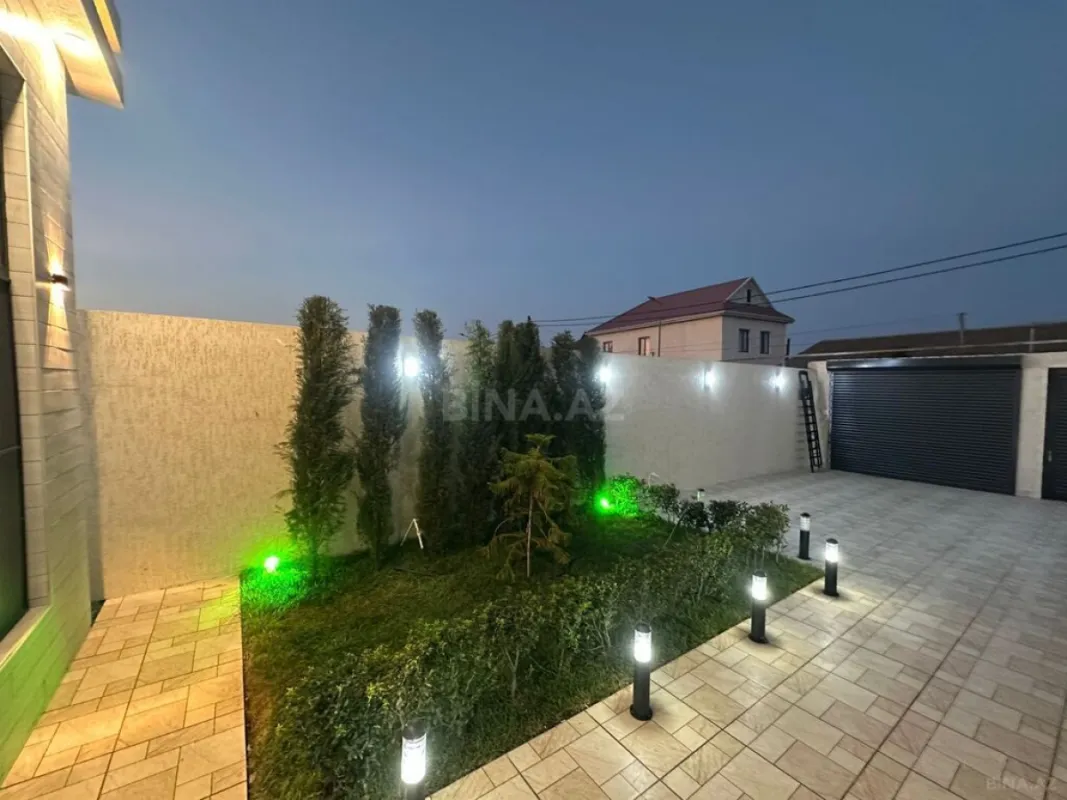 Satılır 4 otaqlı həyət evi 160 m²