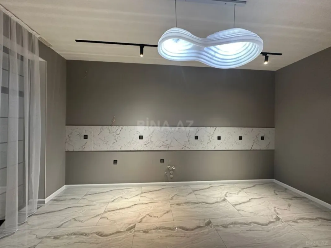 Satılır 4 otaqlı həyət evi 160 m²