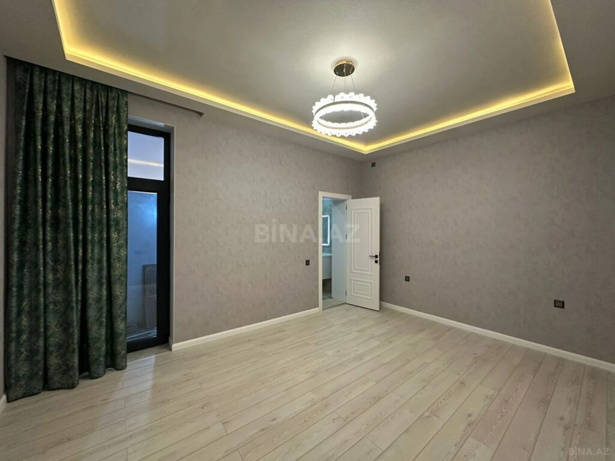 Satılır 4 otaqlı həyət evi 160 m²