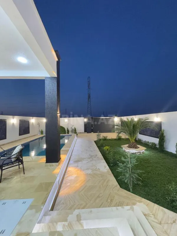 Satılır 4 otaqlı həyət evi 180 m²