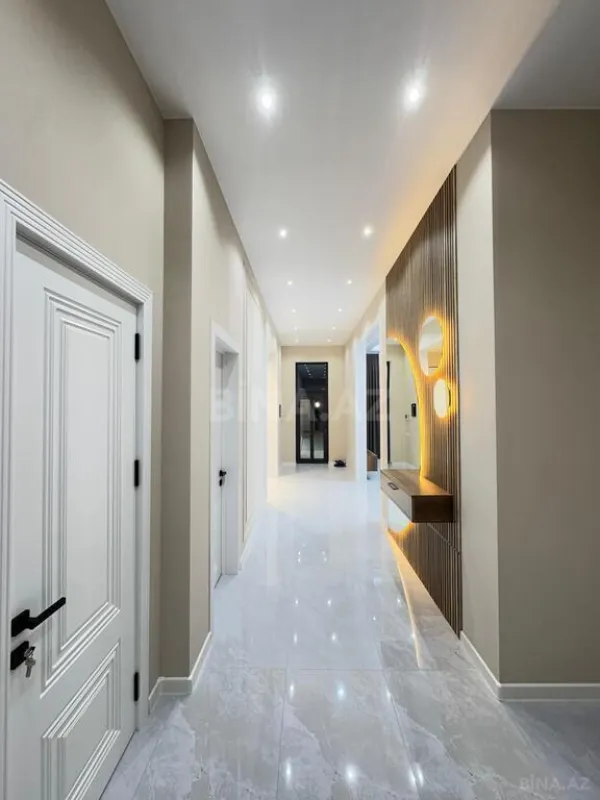 Satılır 4 otaqlı həyət evi 180 m²