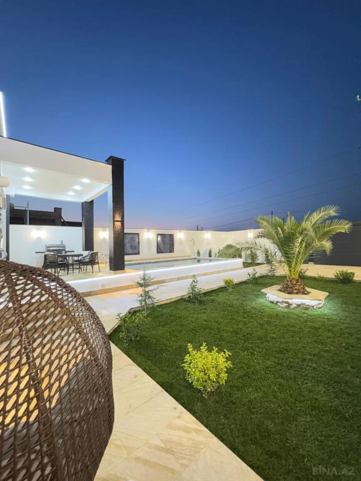 Satılır 4 otaqlı həyət evi 180 m²