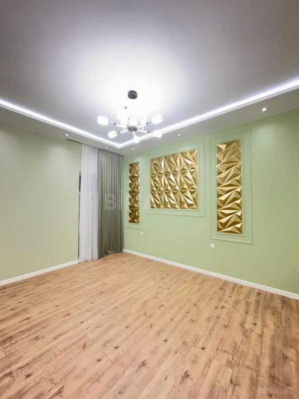 Satılır 4 otaqlı həyət evi 180 m²