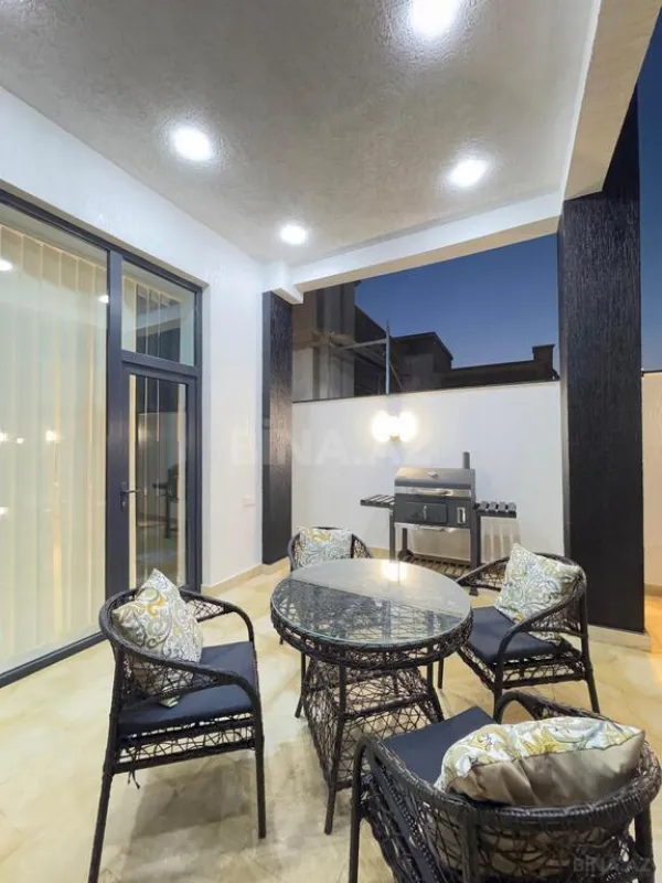Satılır 4 otaqlı həyət evi 180 m²