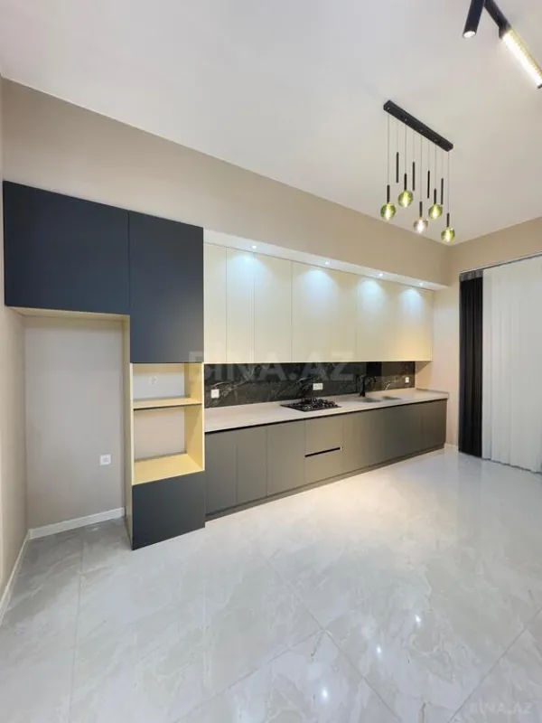 Satılır 4 otaqlı həyət evi 180 m²