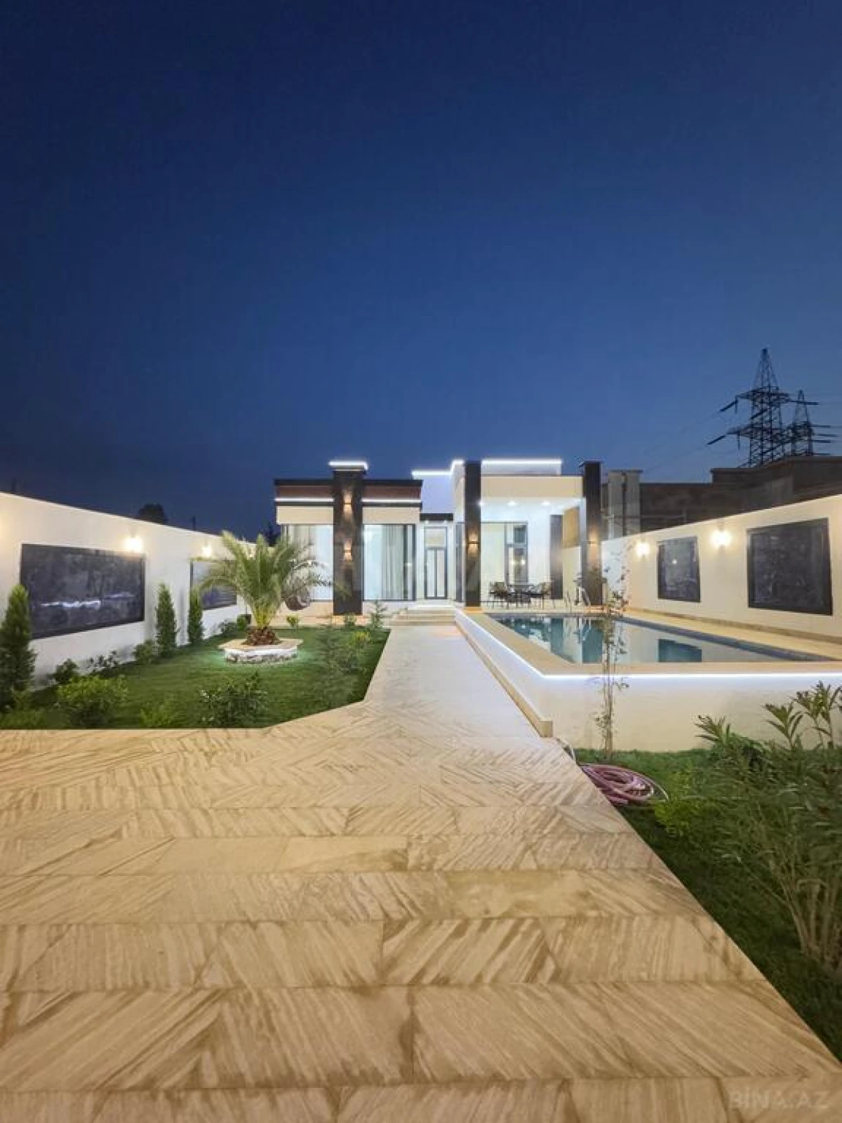 Satılır 4 otaqlı həyət evi 180 m²