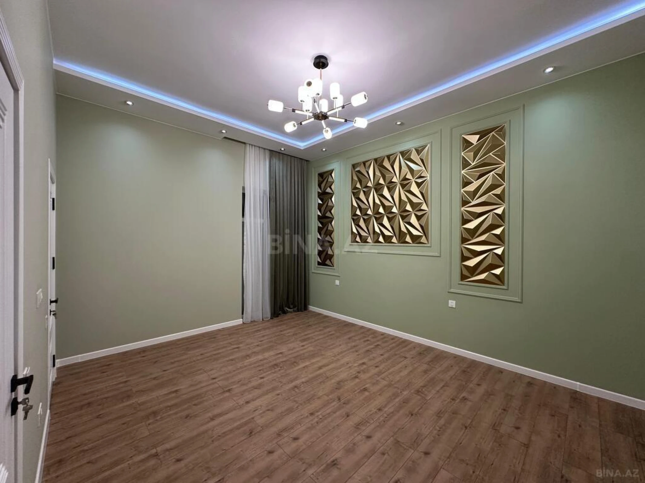 Satılır 4 otaqlı həyət evi 160 m²