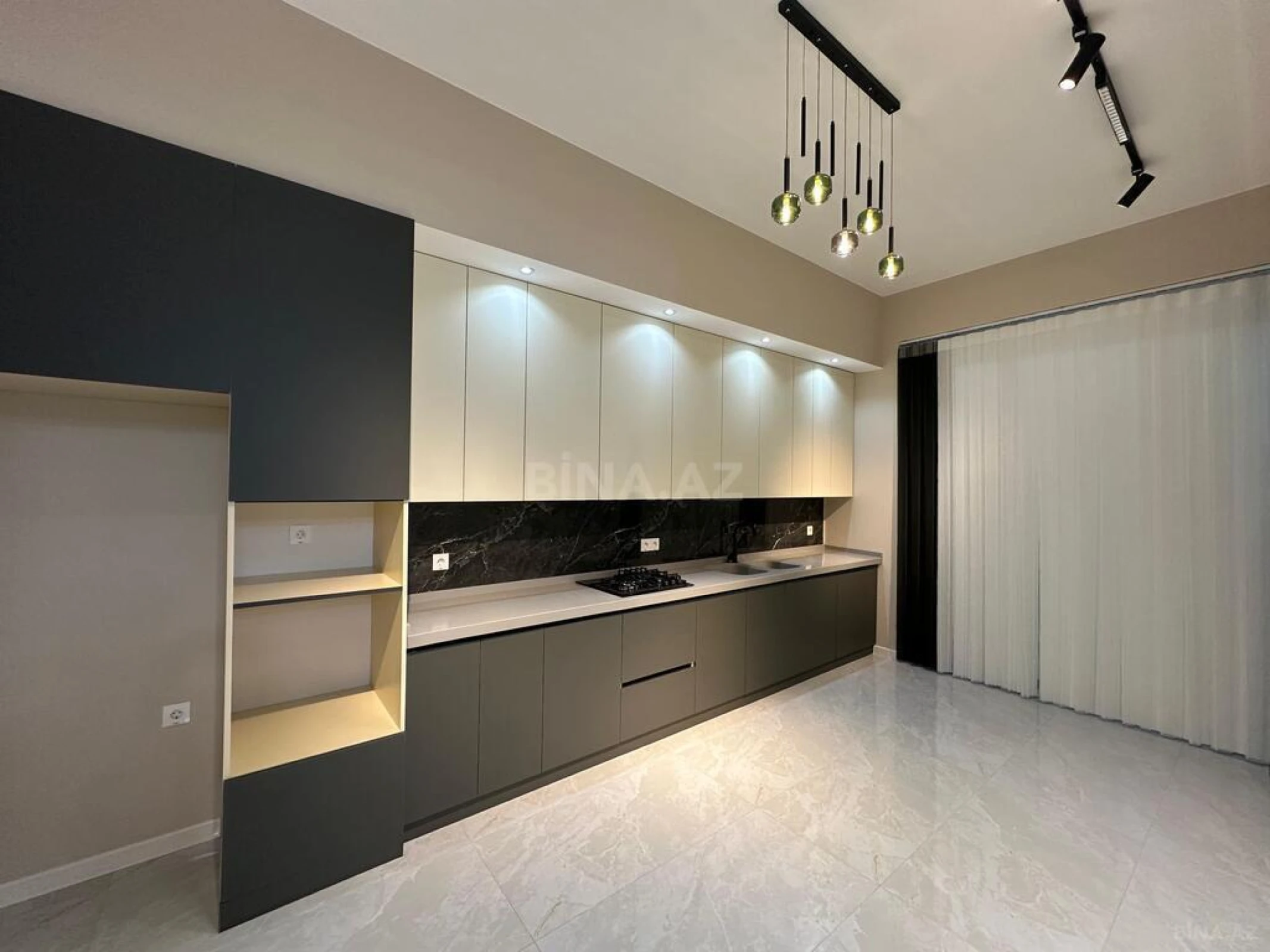 Satılır 4 otaqlı həyət evi 160 m²