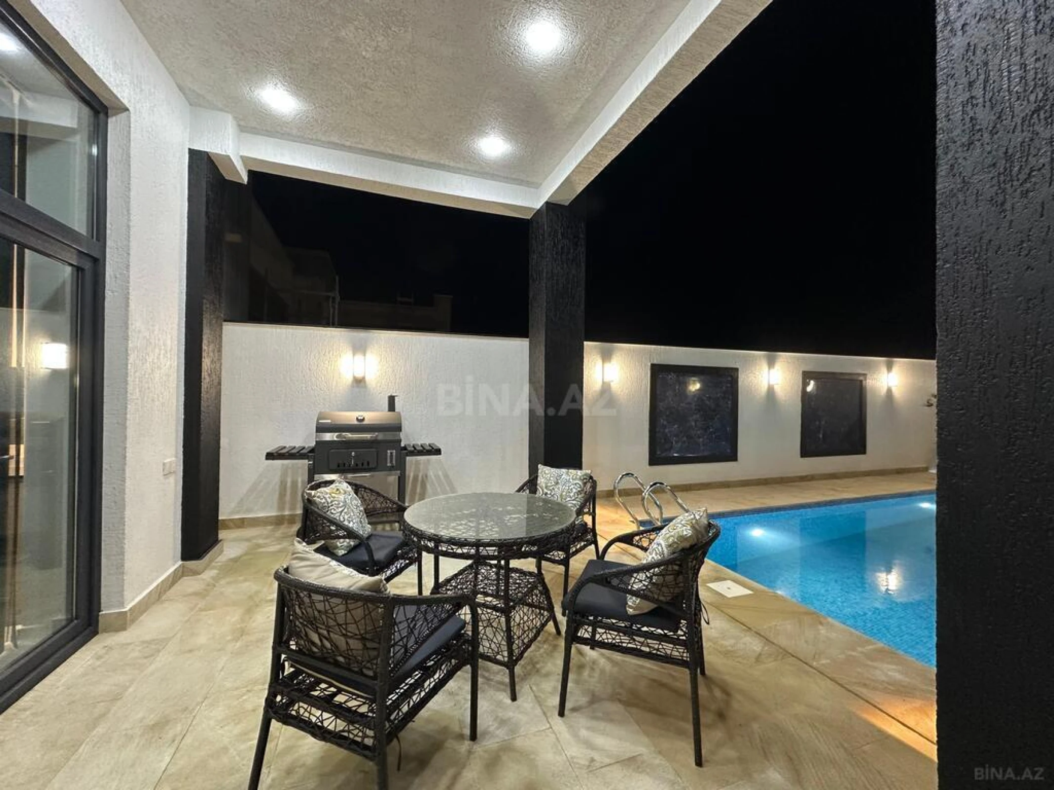 Satılır 4 otaqlı həyət evi 160 m²