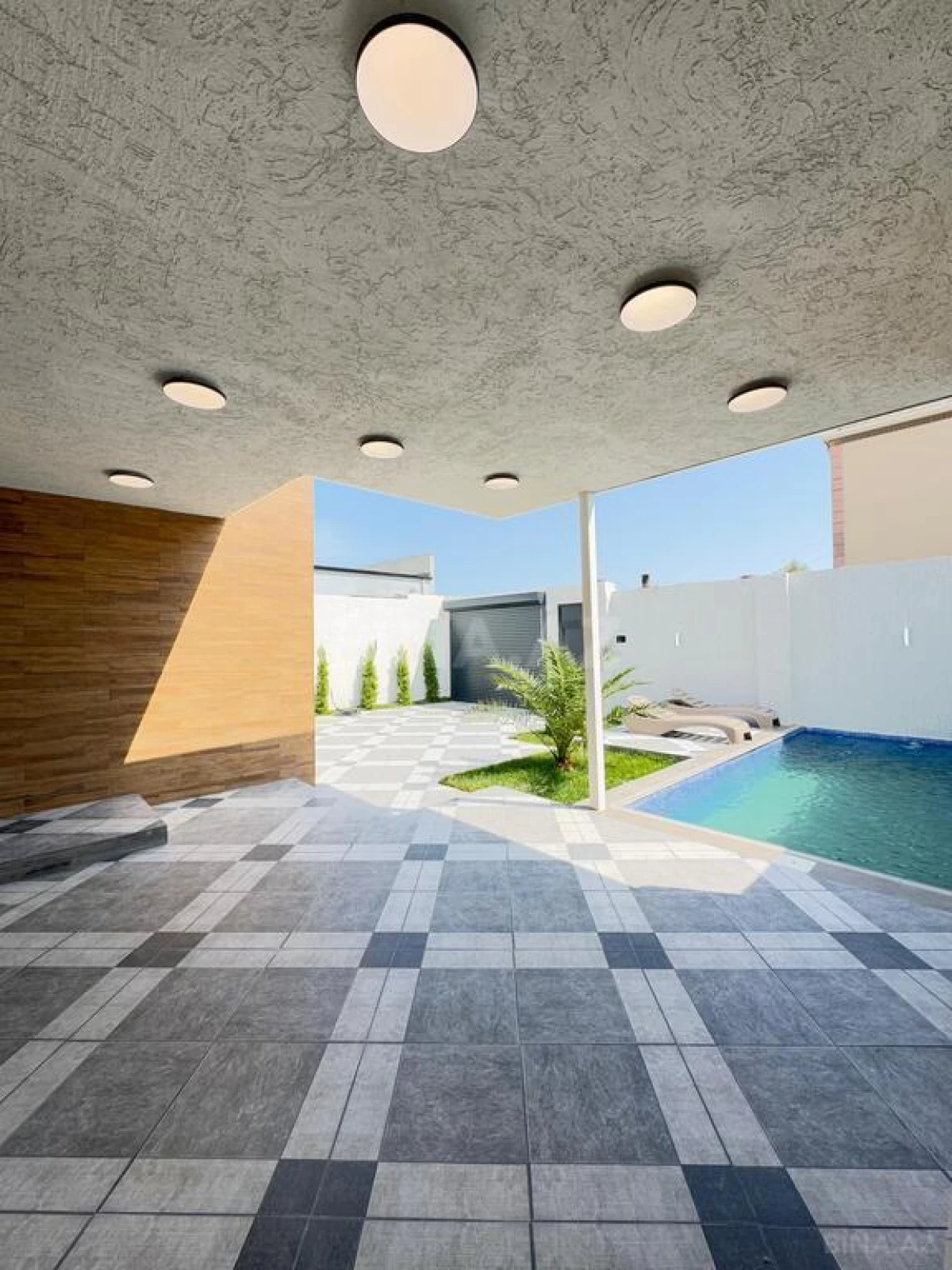 Satılır 4 otaqlı həyət evi 150 m²