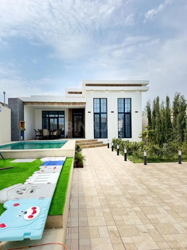 Satılır 4 otaqlı həyət evi 170 m²