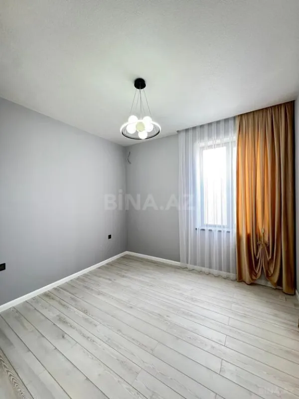 Satılır 4 otaqlı həyət evi 170 m²