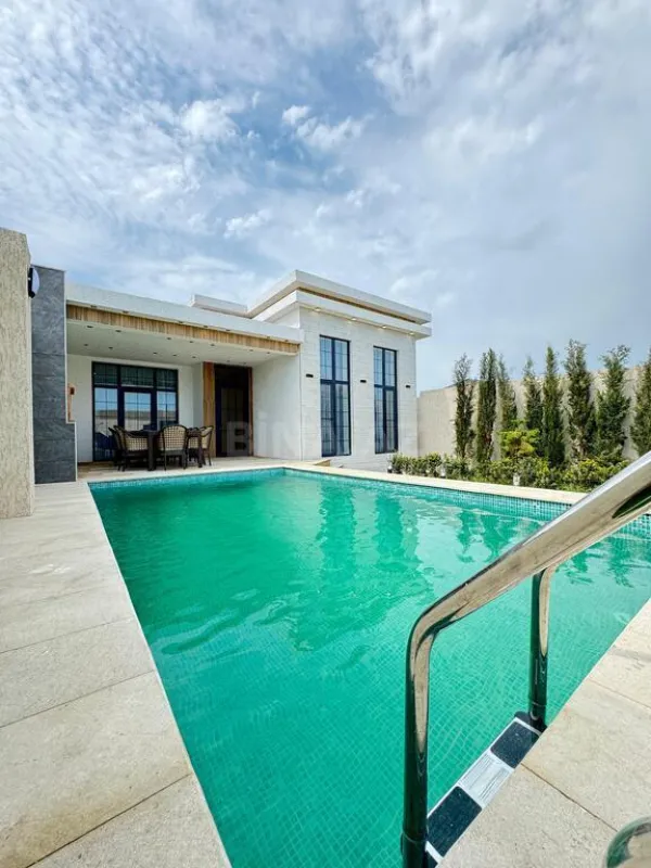 Satılır 4 otaqlı həyət evi 170 m²