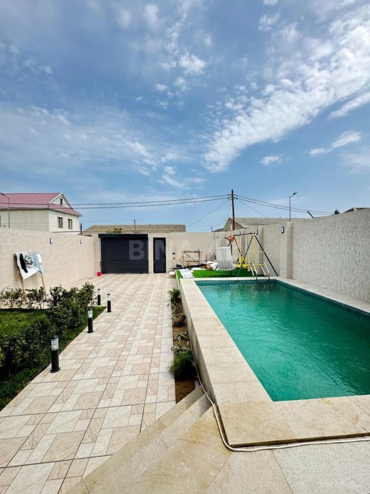 Satılır 4 otaqlı həyət evi 170 m²