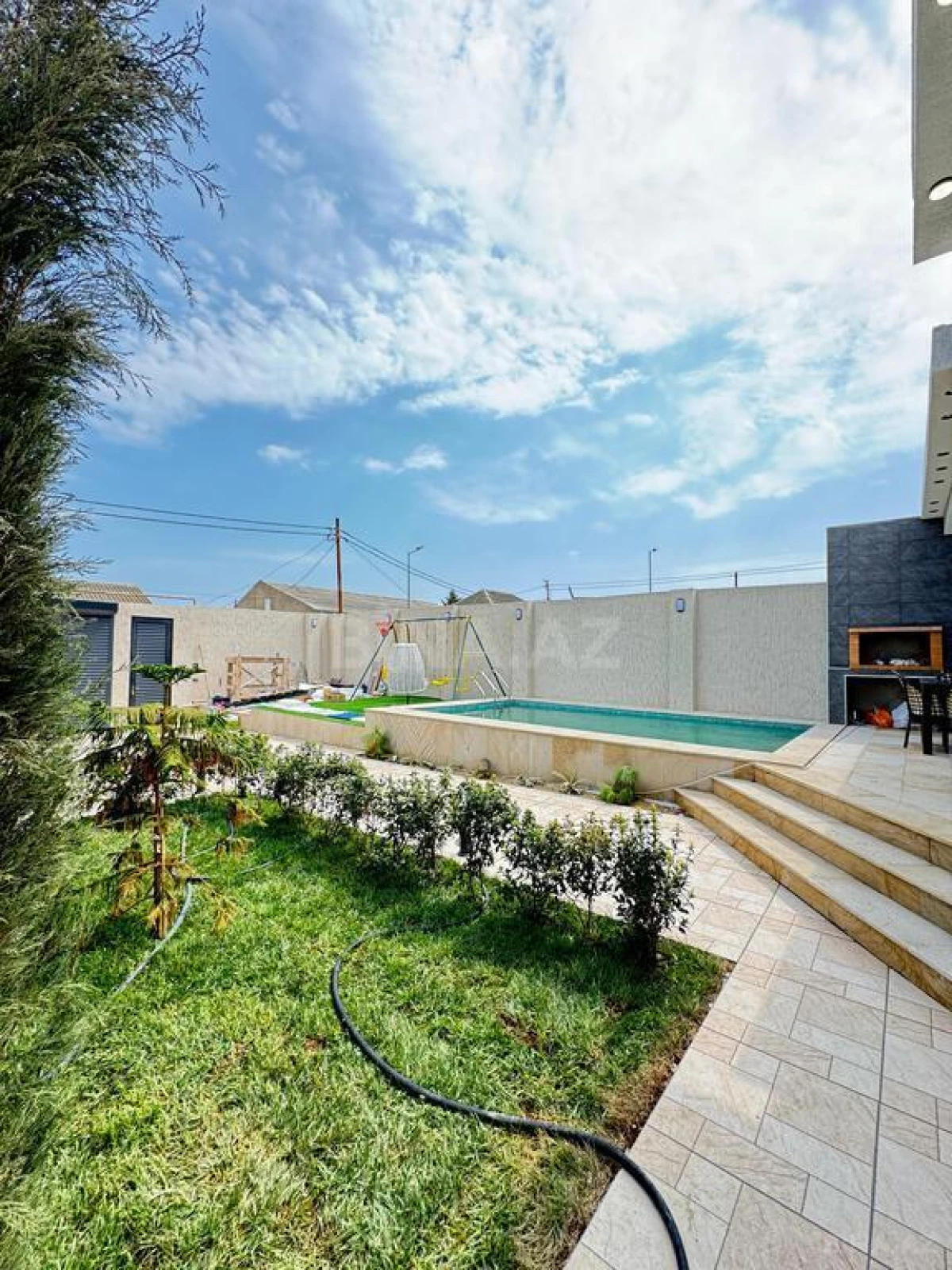 Satılır 4 otaqlı həyət evi 170 m²