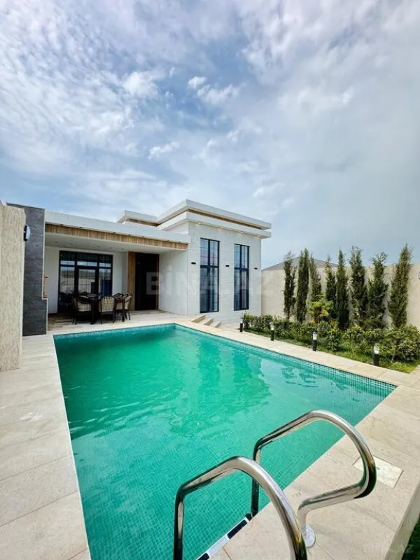 Satılır 4 otaqlı həyət evi 170 m²