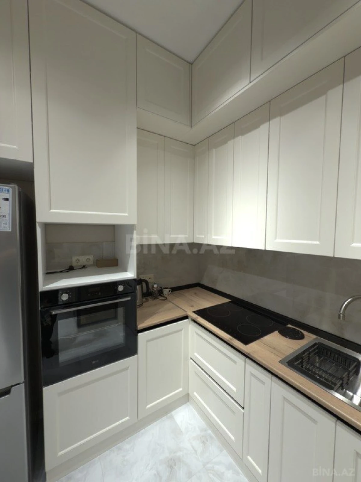 Kirayə verilir 2 otaqlı mənzil 65 m²