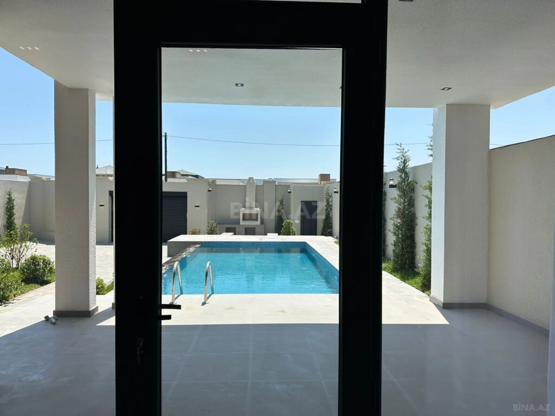 Satılır 4 otaqlı həyət evi 160 m²