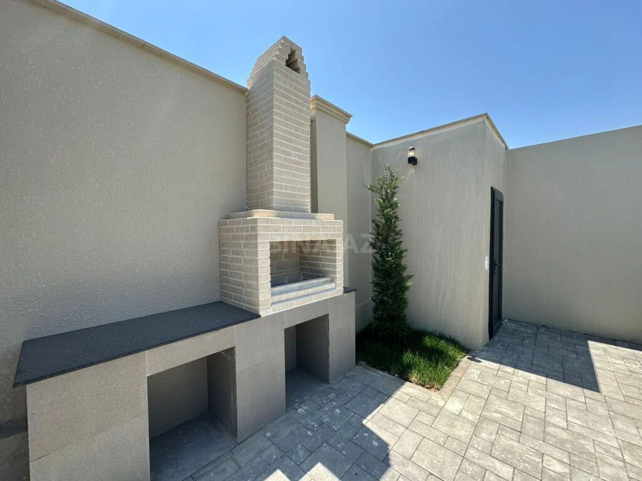 Satılır 4 otaqlı həyət evi 160 m²