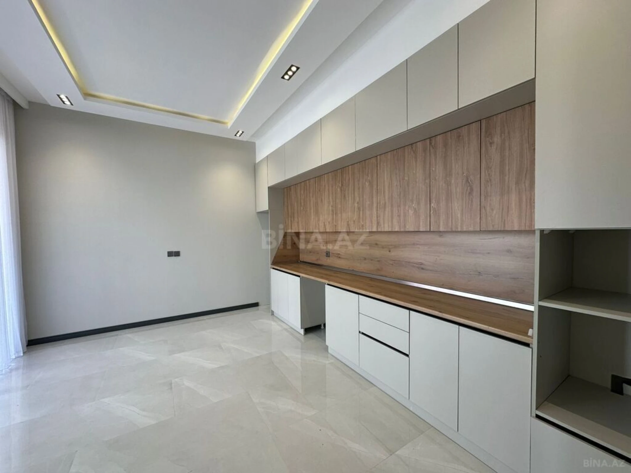 Satılır 4 otaqlı həyət evi 160 m²