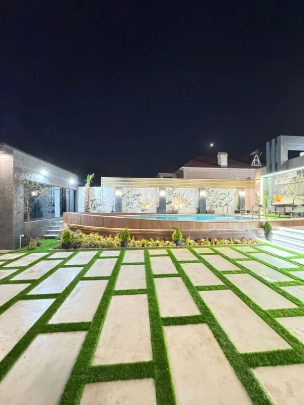 Satılır 5 otaqlı həyət evi 240 m²