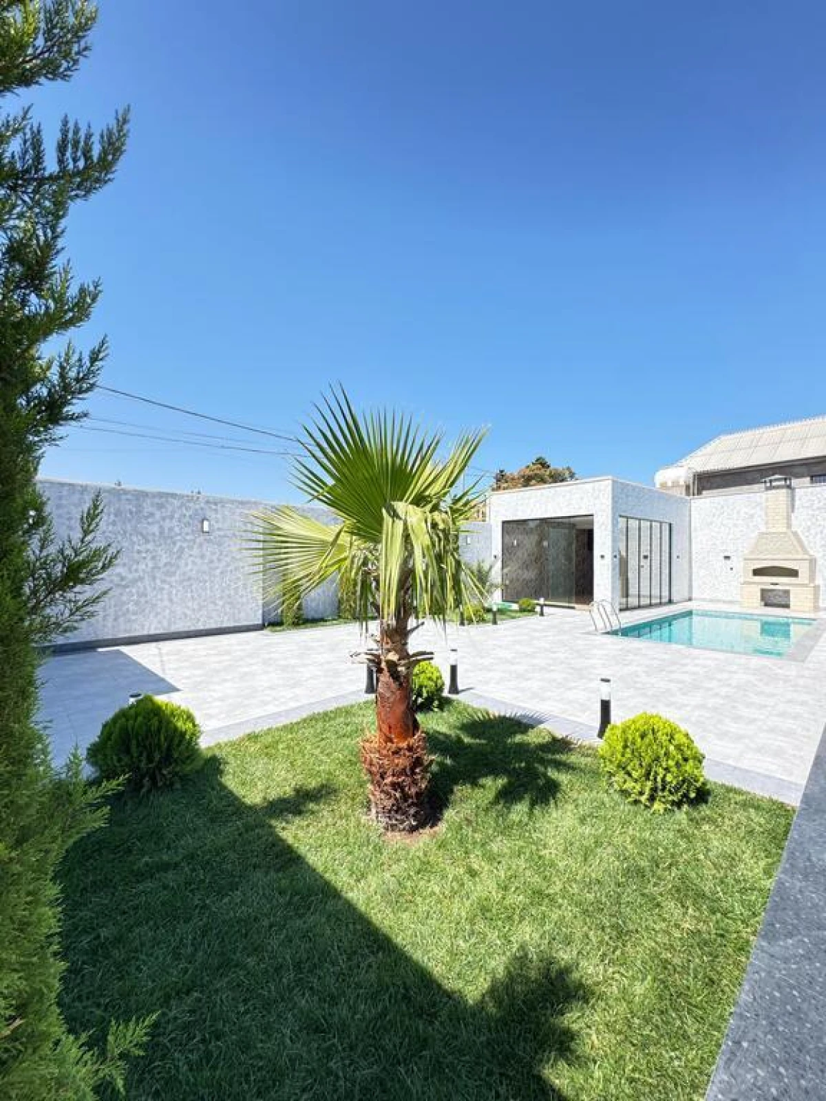 Satılır 4 otaqlı həyət evi 170 m²