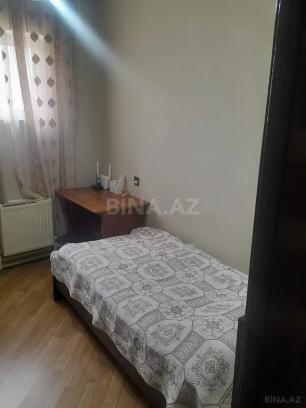 Satılır 5 otaqlı həyət evi 100 m²