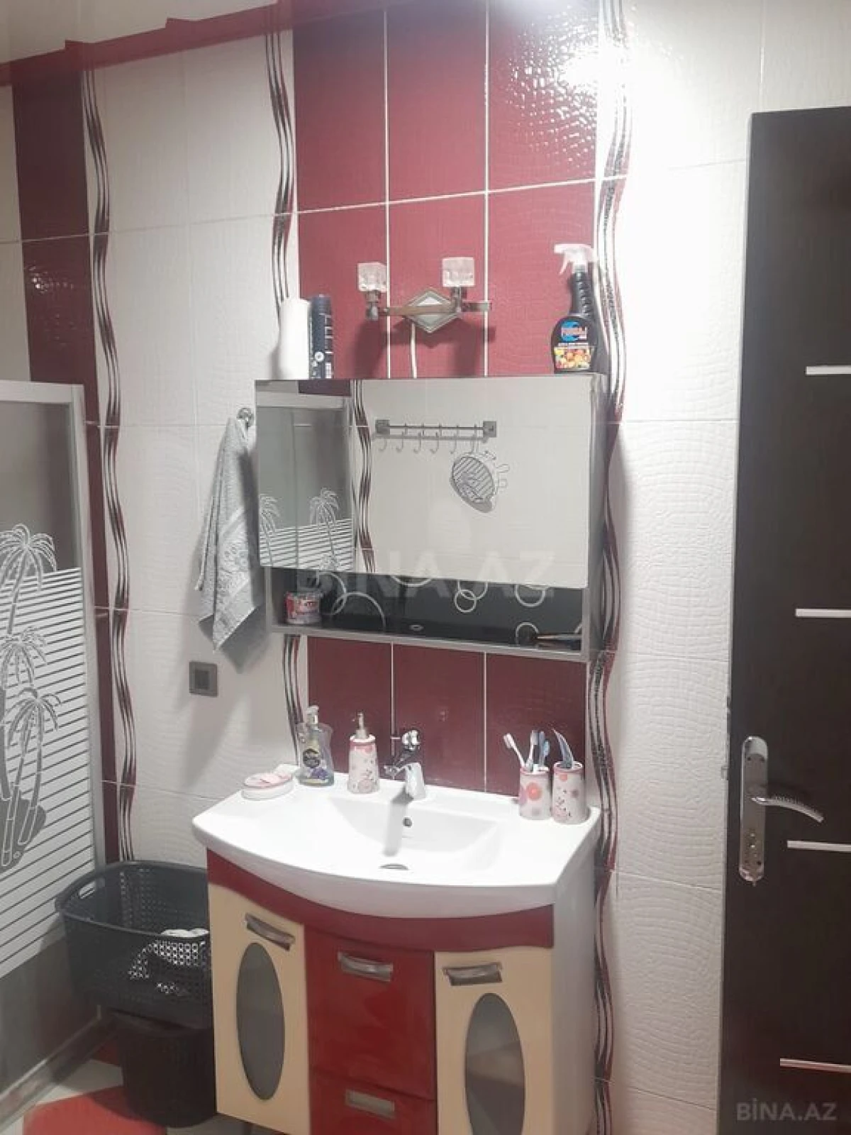 Satılır 5 otaqlı həyət evi 100 m²