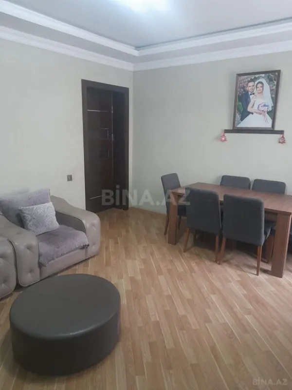 Satılır 5 otaqlı həyət evi 100 m²