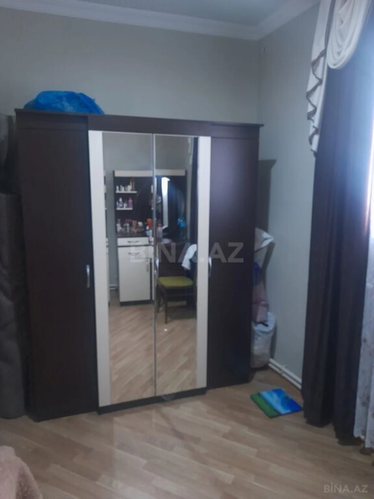 Satılır 5 otaqlı həyət evi 100 m²