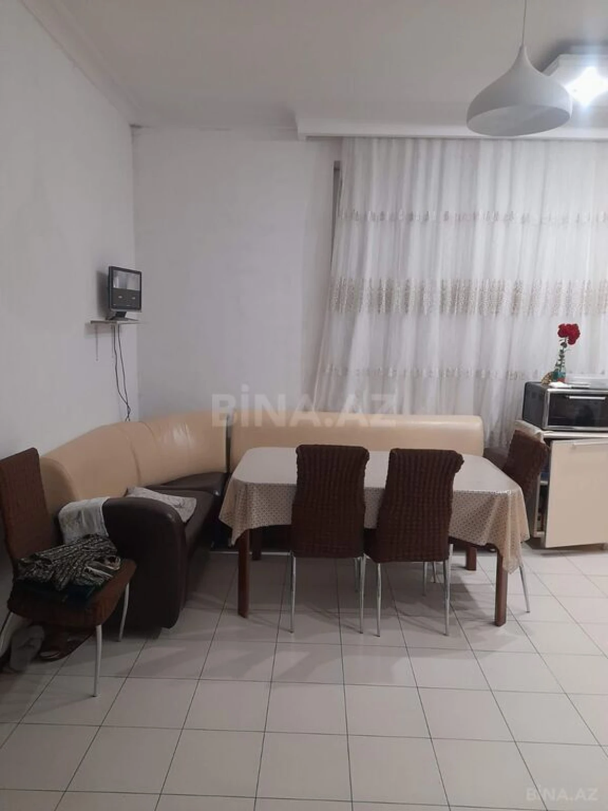 Satılır 5 otaqlı həyət evi 100 m²