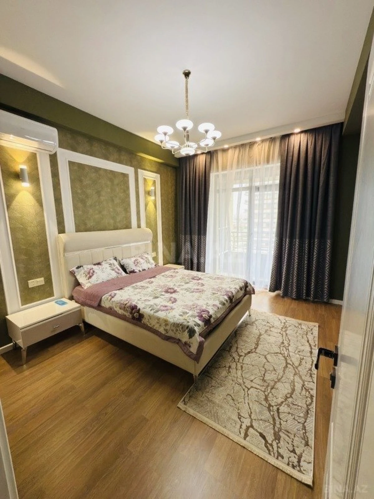 Kirayə verilir 2 otaqlı mənzil 65 m²