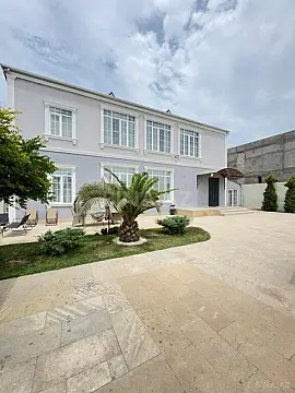Satılır 6 otaqlı həyət evi 260 m²
