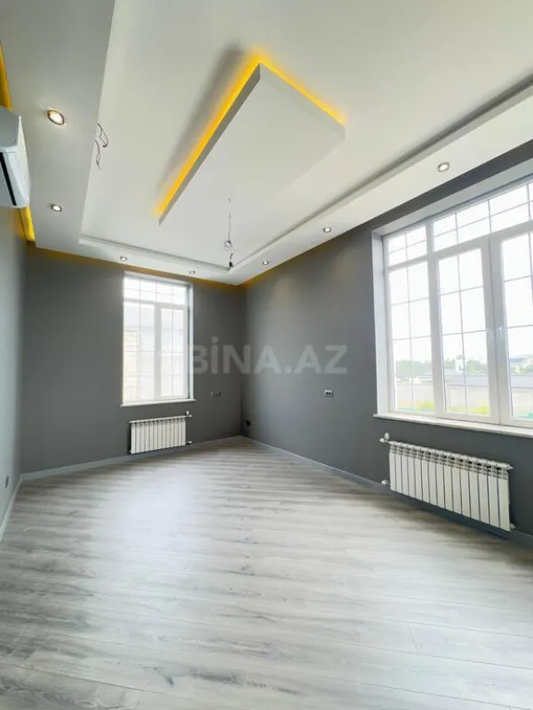 Satılır 6 otaqlı həyət evi 260 m²