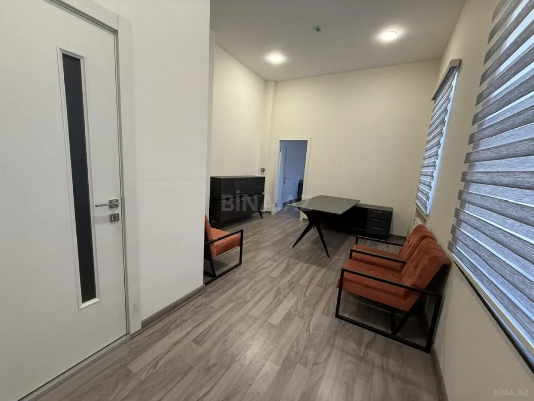 Kirayə verilir 14 otaqlı ofis 360 m²
