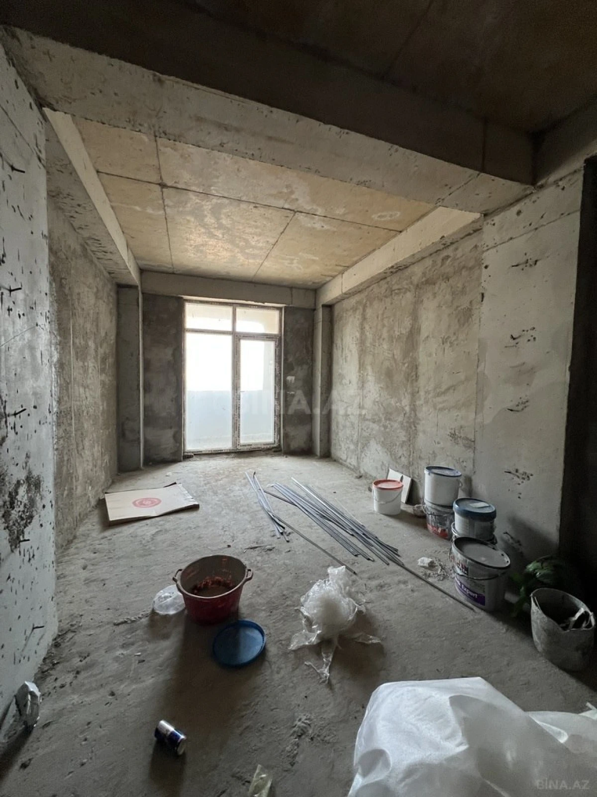 Satılır 3 otaqlı mənzil 156.6 m²