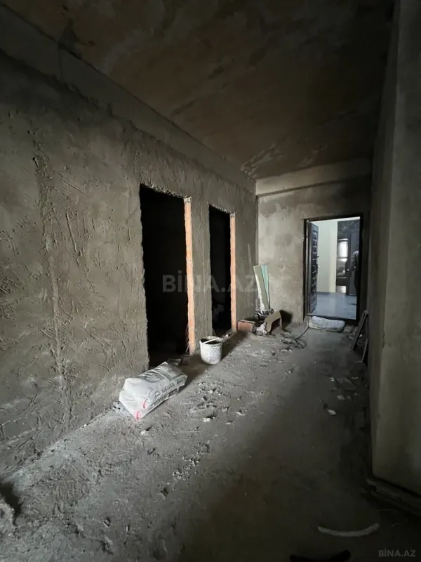 Satılır 3 otaqlı mənzil 156.6 m²