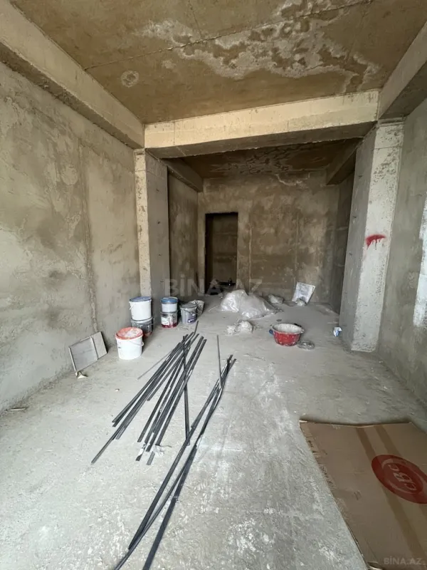 Satılır 3 otaqlı mənzil 156.6 m²