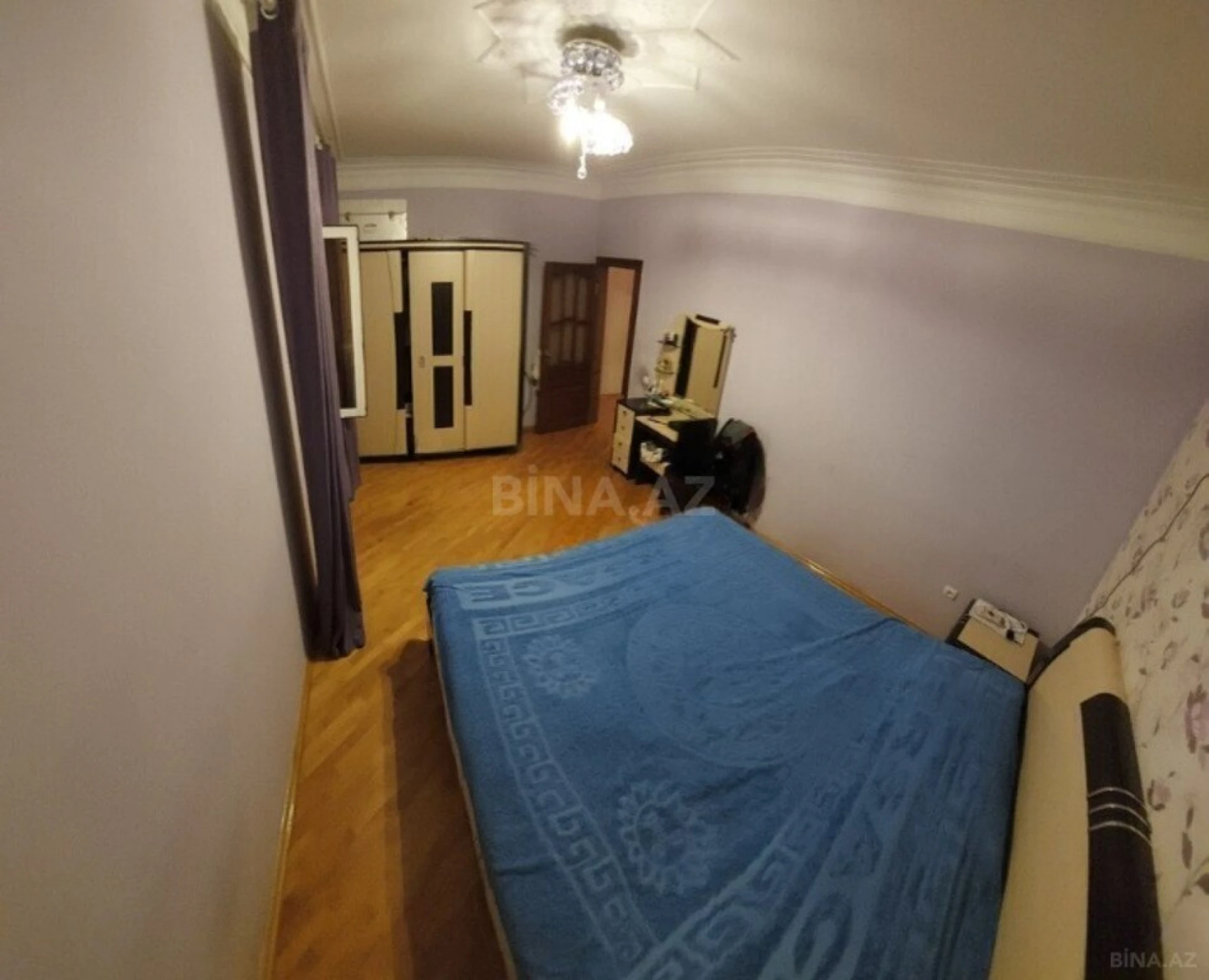 Satılır 4 otaqlı mənzil 115 m²