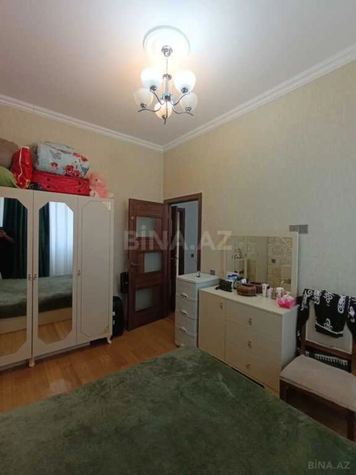 Satılır 2 otaqlı mənzil 56 m²
