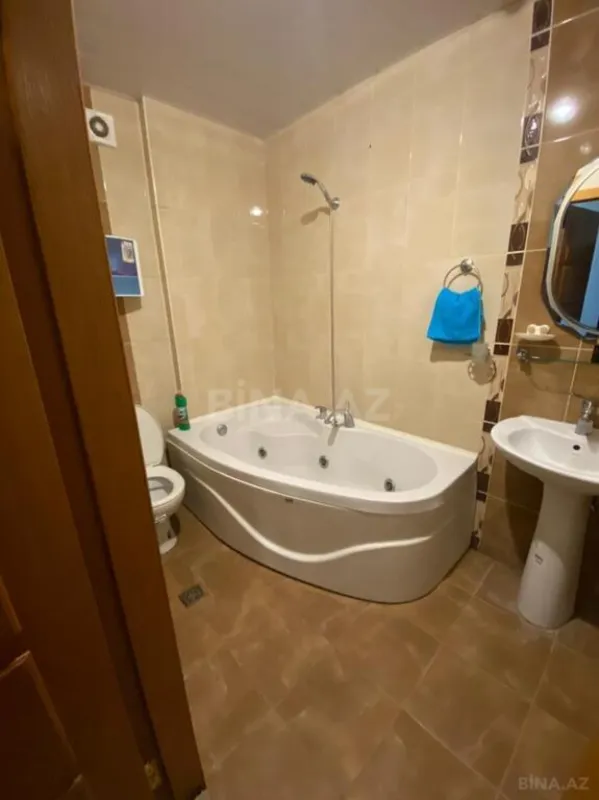 Satılır 2 otaqlı mənzil 75 m²