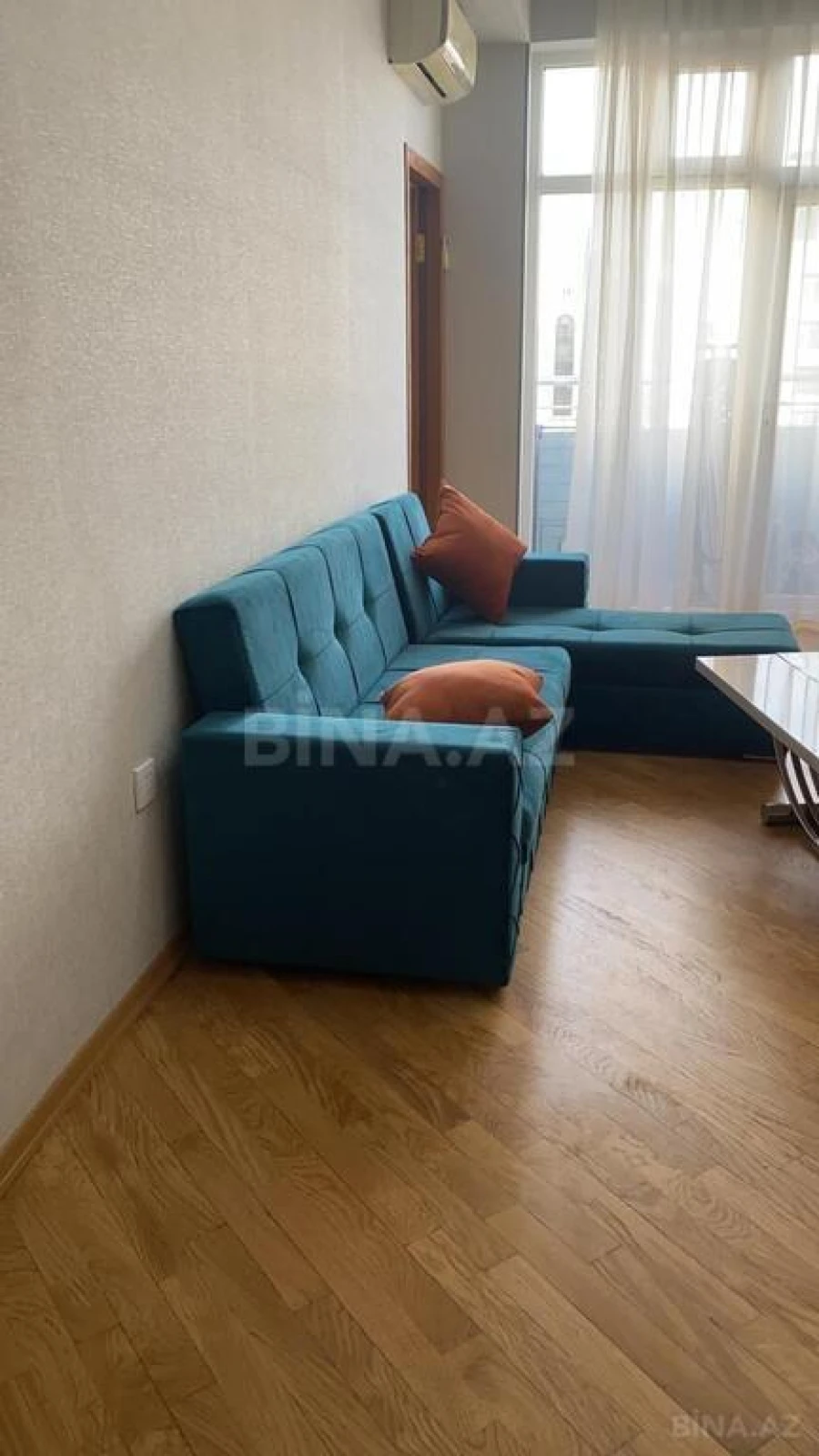 Satılır 2 otaqlı mənzil 75 m²