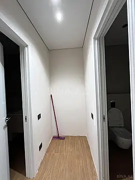 Satılır obyekt 169 m²