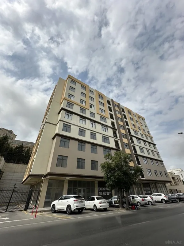 Satılır 3 otaqlı mənzil 123 m²