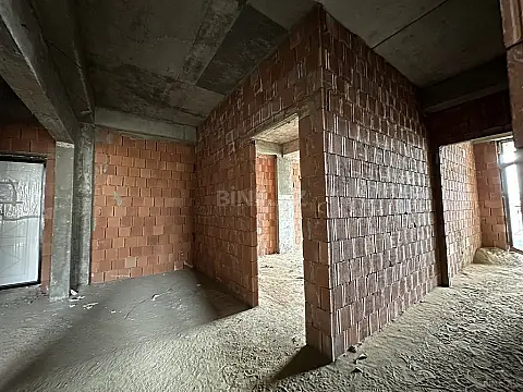 Satılır 3 otaqlı mənzil 123 m²