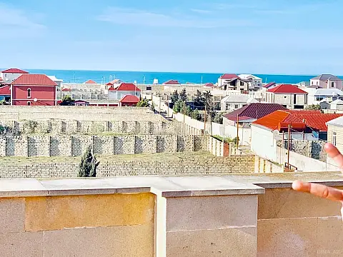 Satılır 6 otaqlı həyət evi 430 m²