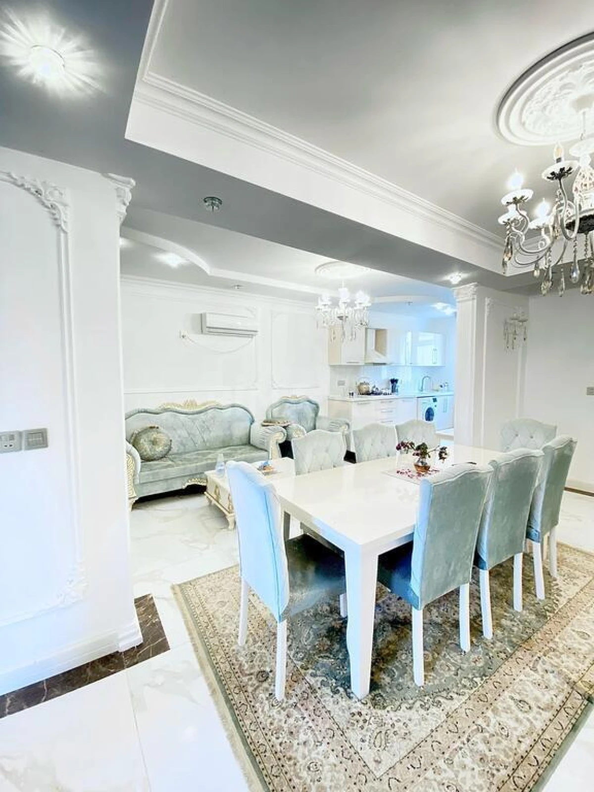 Satılır 6 otaqlı həyət evi 430 m²